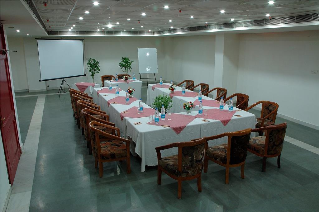 Hotel Regent Continental Delhi Zewnętrze zdjęcie